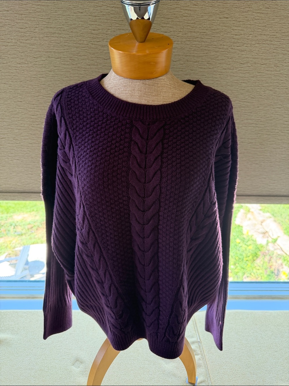 Tommy Hilfiger Women's Cable-Knit Crew Sweater in Plum